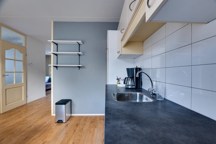 Twee-onder-één-kap te koop: Kompasstraat 14, Lutjegast