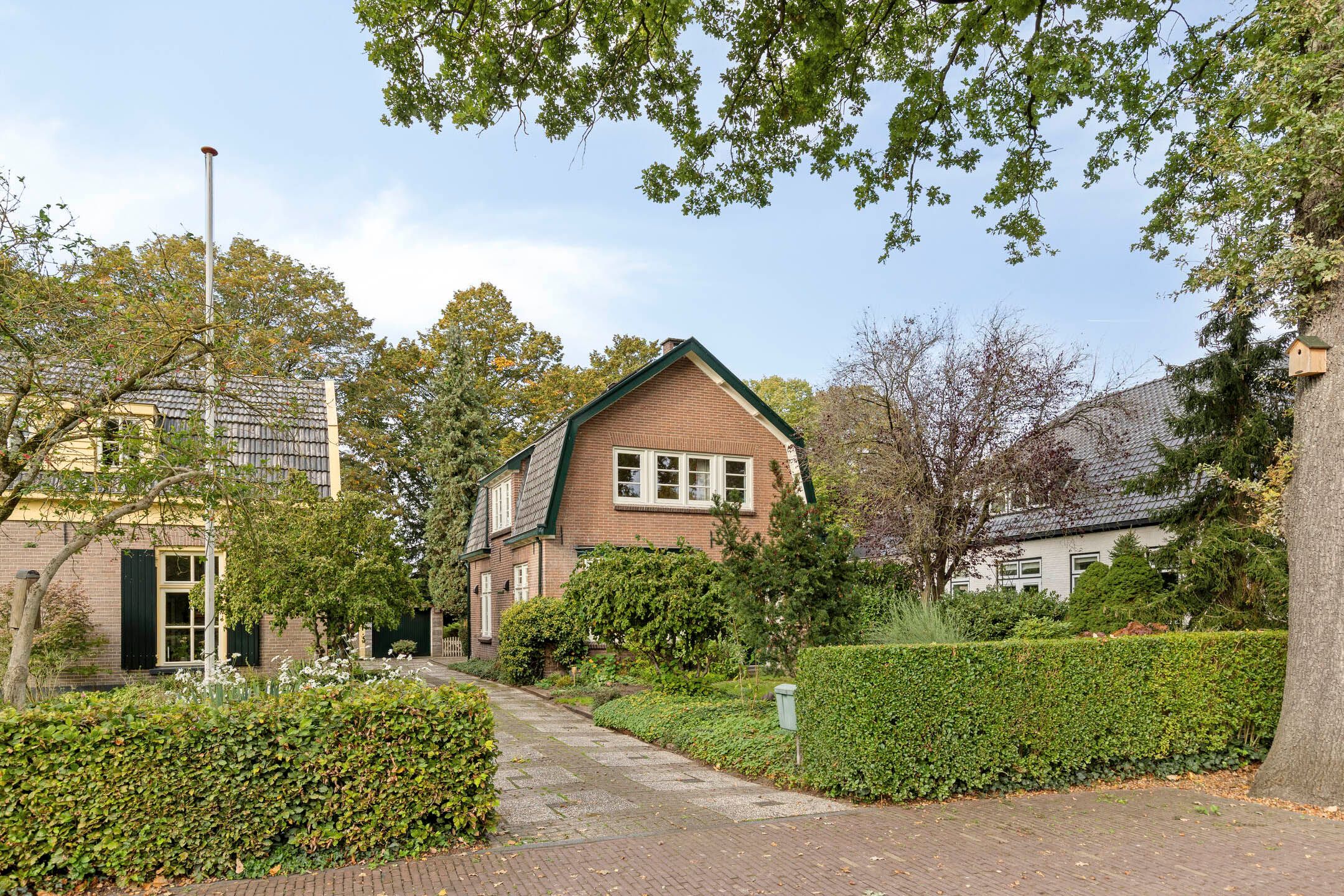 Photo 33 of Hoofdstraat 3