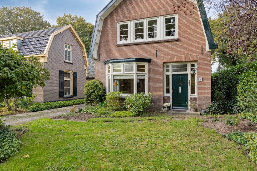Photo 32 of Hoofdstraat 3