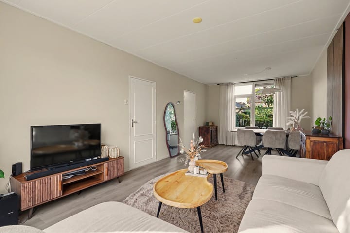 Tussenwoning te koop: Kampweg 75, Brummen
