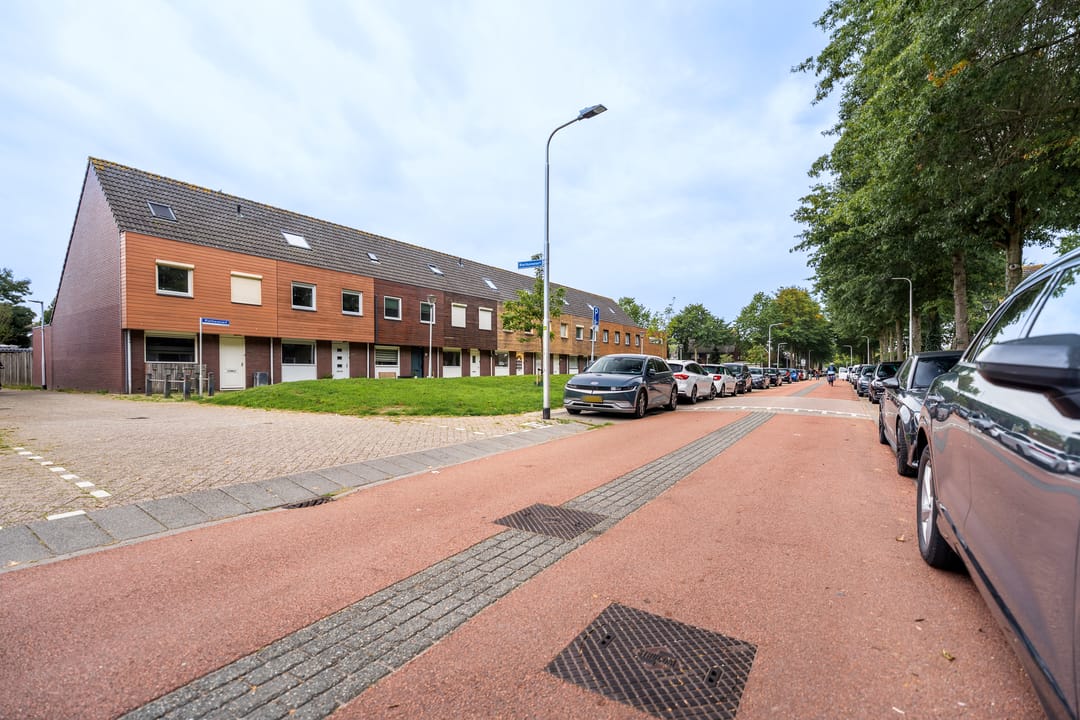 Foto 31 van Riethovenerf 18