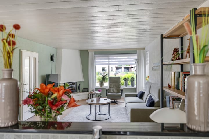 Tussenwoning te koop: Teresaplein 6, Zetten