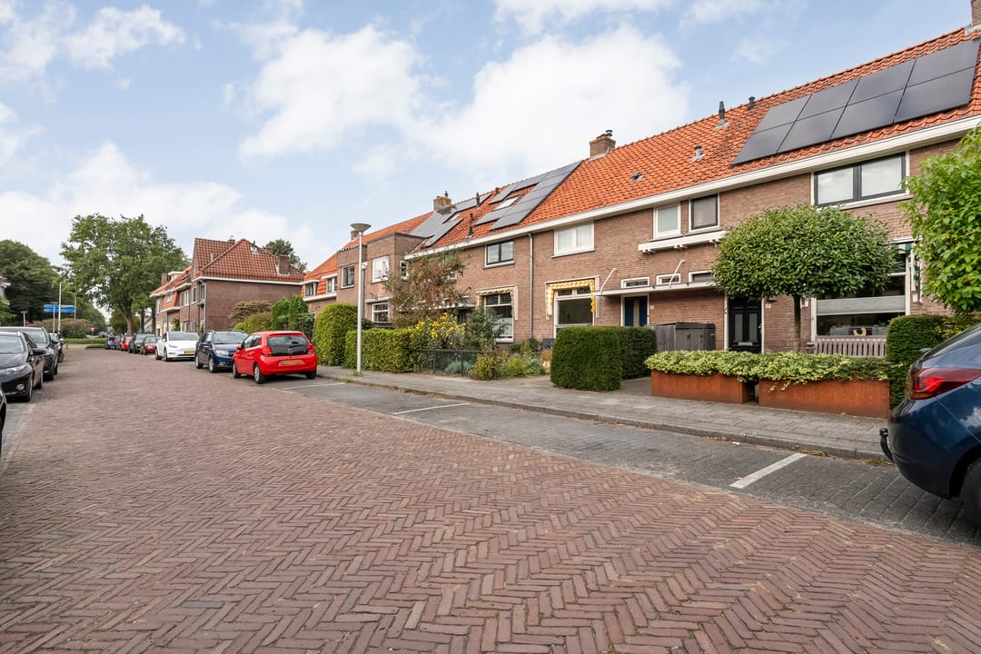 Foto 46 van Huygensstraat 17