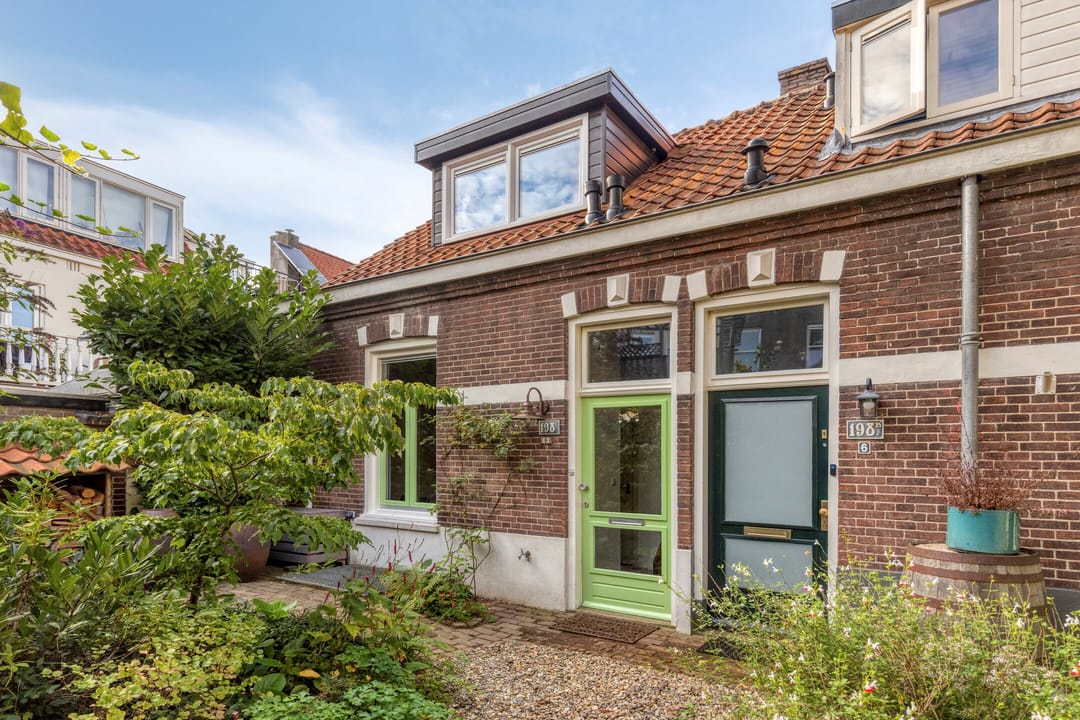 Foto 1 van Achter de Keizerskroon 8