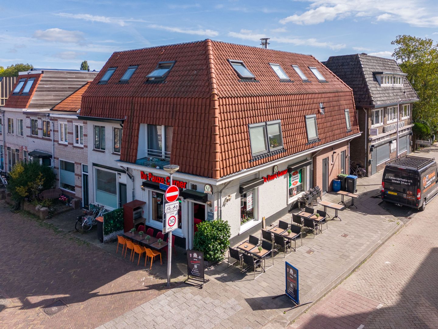 Bekijk foto 1 van Aldegondestraat 1