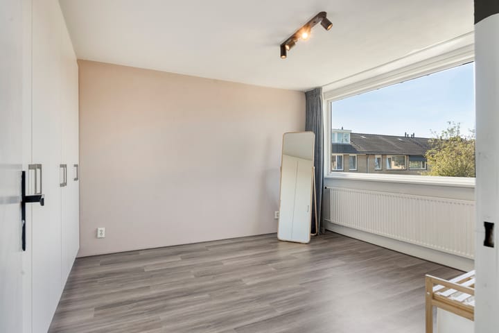 Tussenwoning te koop: Prins Bernhardlaan 175, Best