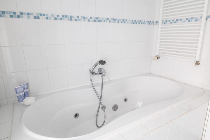 Tussenwoning te koop: Hazelaarstraat 23, Monster
