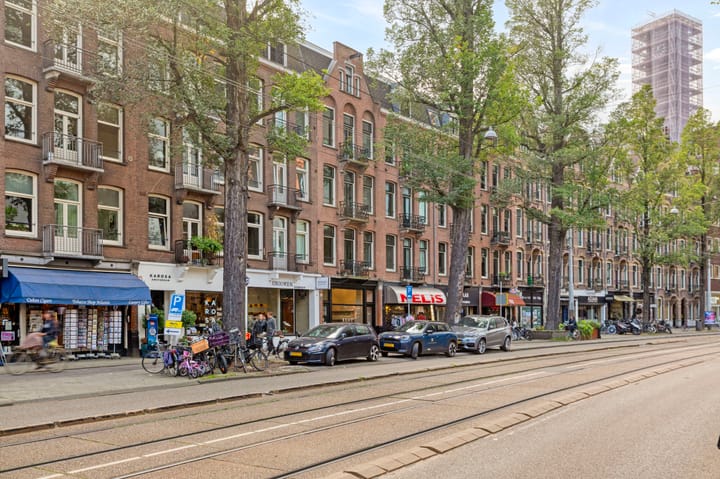 Appartement te koop: Roelof Hartstraat 38-1, Amsterdam