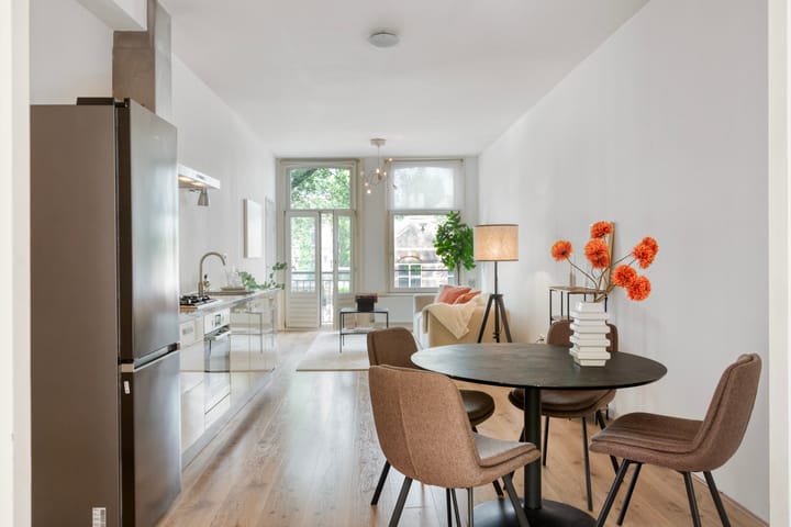 Appartement te koop: Roelof Hartstraat 38-1, Amsterdam