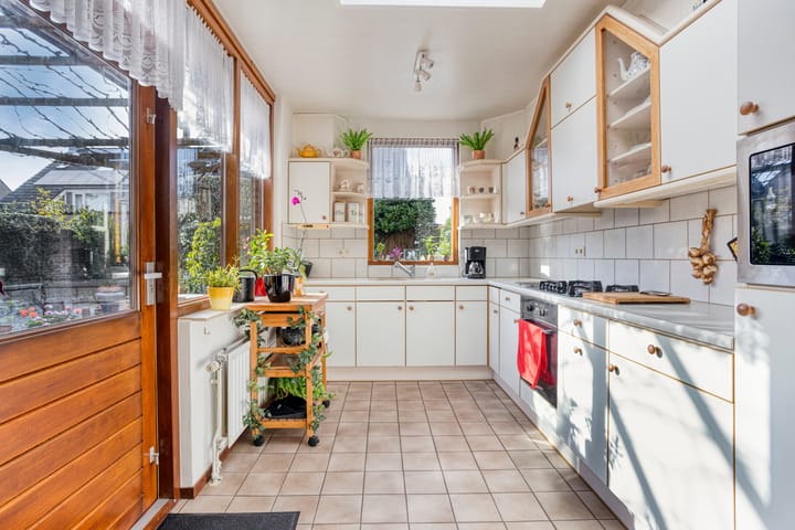 Tussenwoning te koop: Langehof 15, Ammerzoden