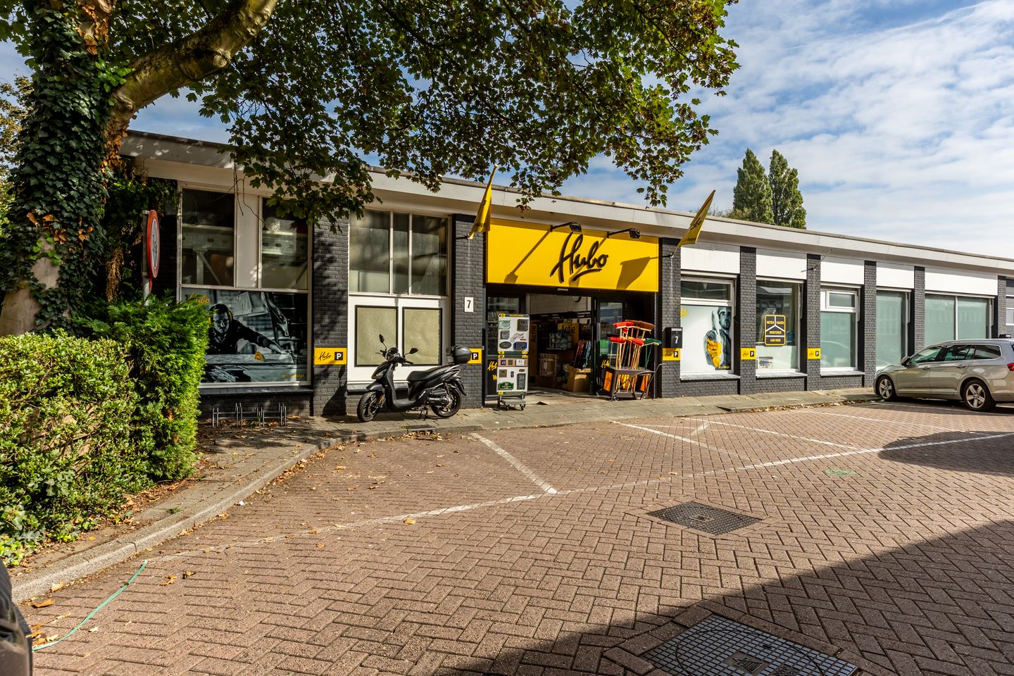 Bekijk foto 2 van Meidoornhof 7