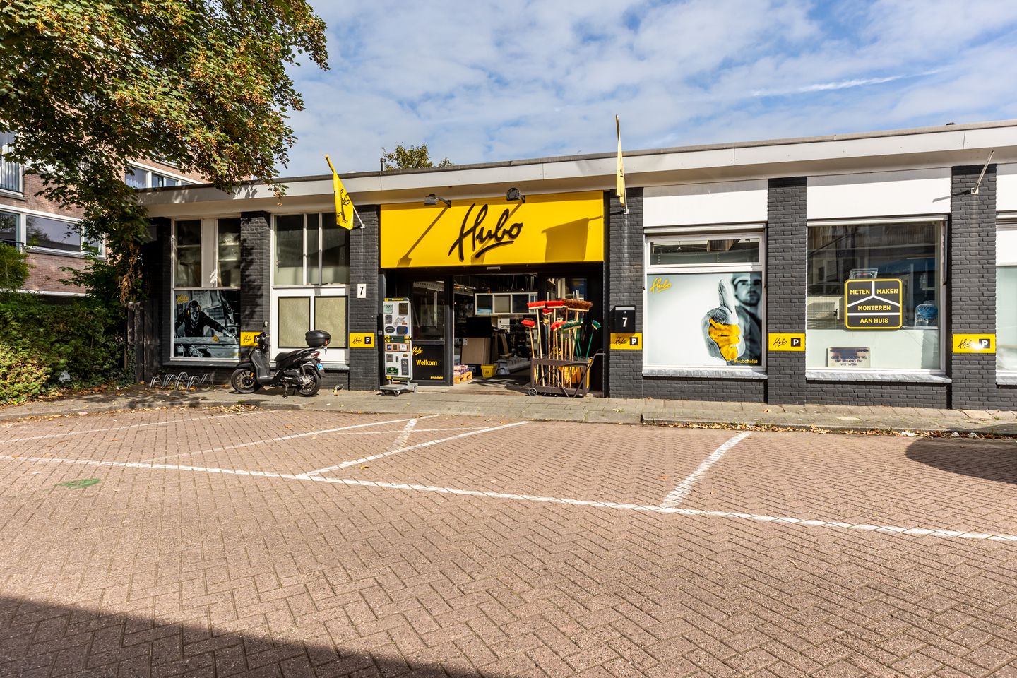 Bekijk foto 1 van Meidoornhof 7