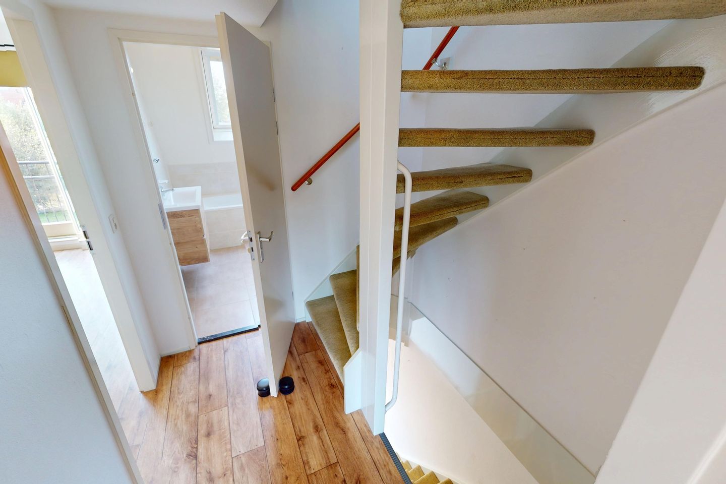 Foto 44 van Eg 4