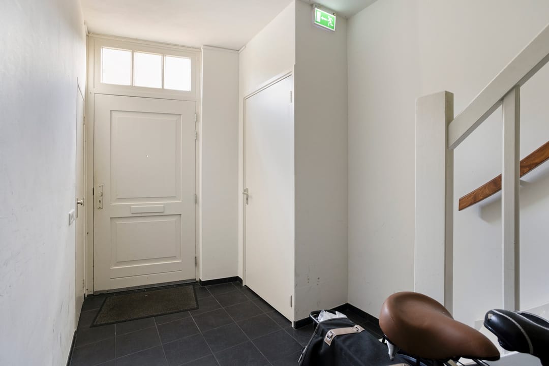 Photo 11 of Rechterstraat 50-A