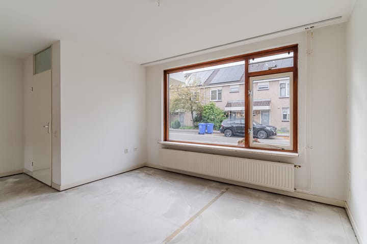 Tussenwoning te koop: Poeierhei 7, Veldhoven