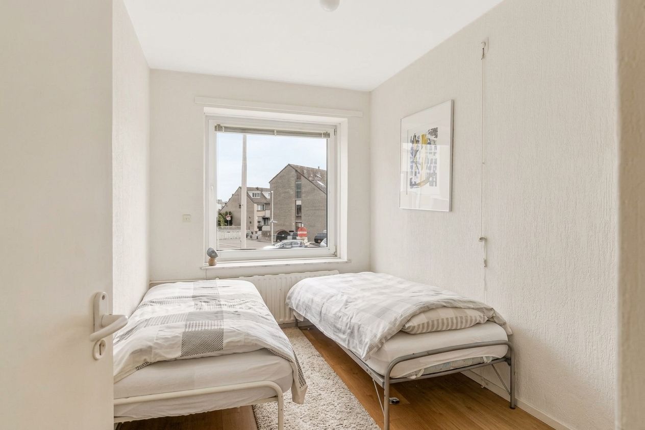 Photo 24 of Karel Doormanstraat 6-F1