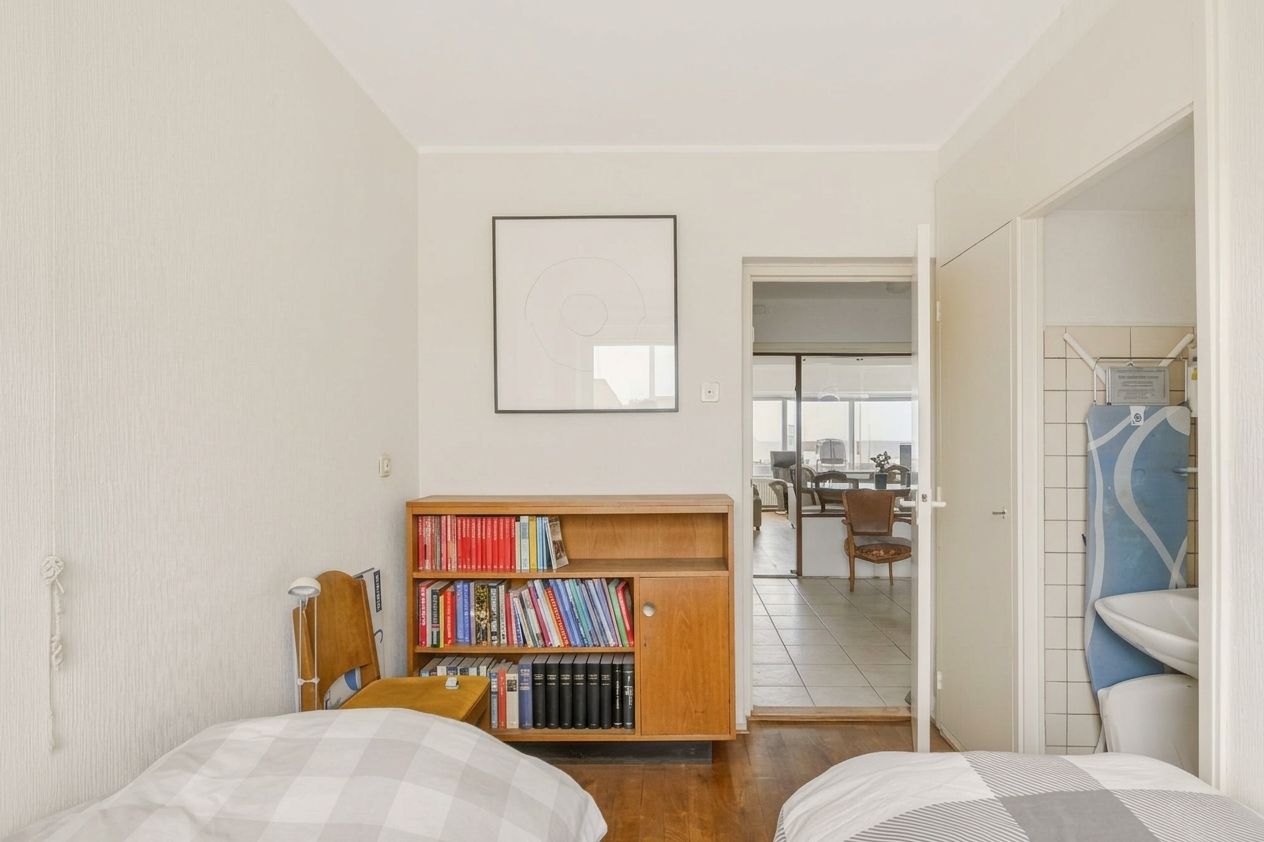 Photo 25 of Karel Doormanstraat 6-F1