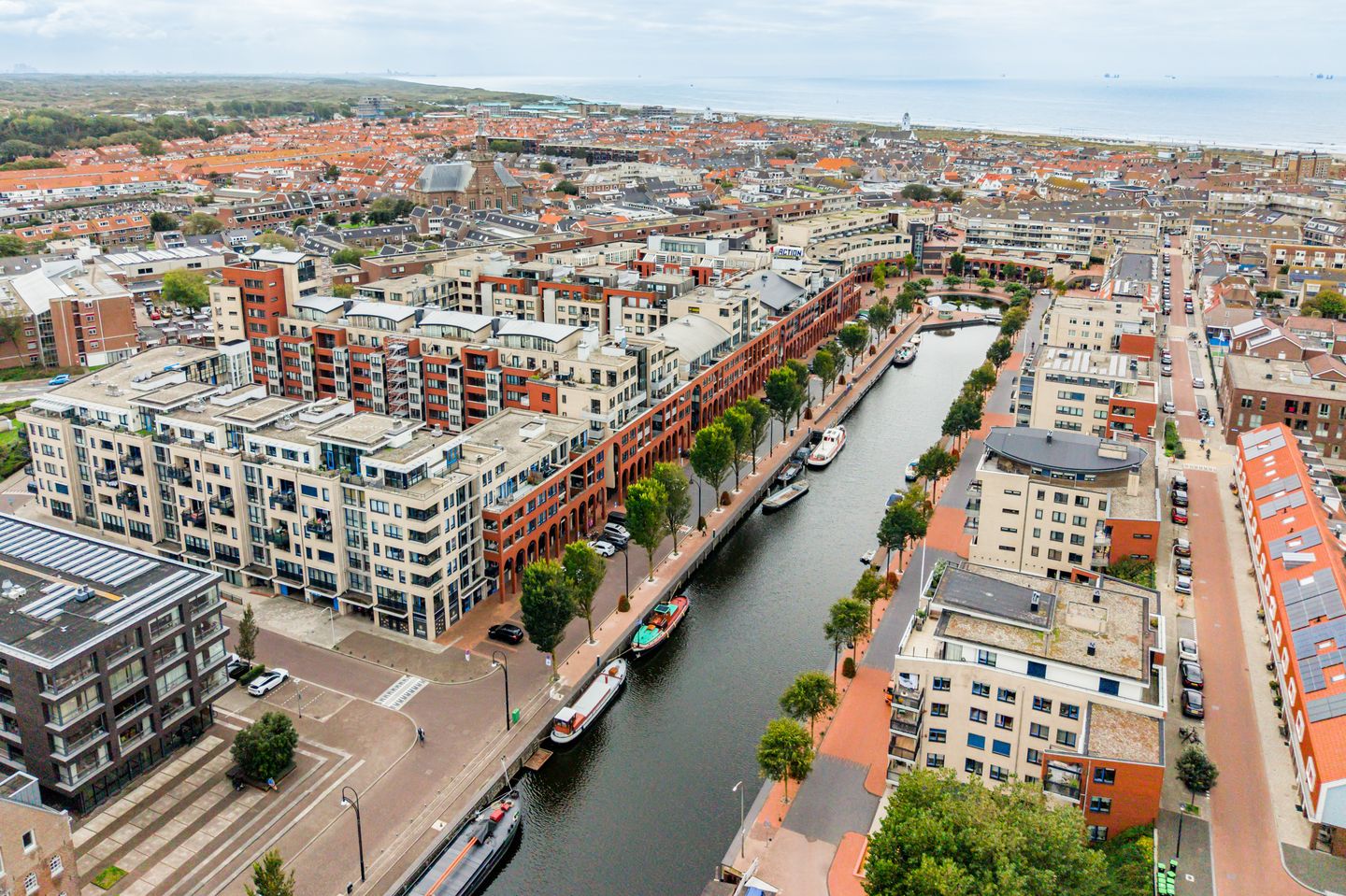 Photo 49 of Hans van der Hoevenstraat 36