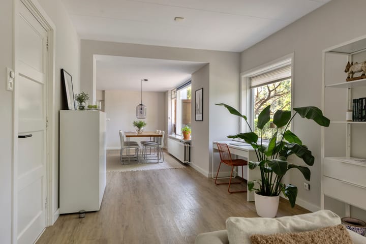 Hoekwoning te koop: Vincent van Goghstraat 65, Leeuwarden