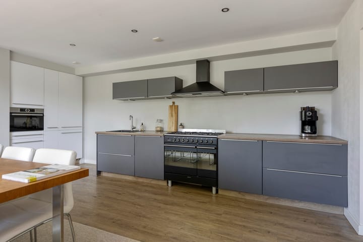 Hoekwoning te koop: Vincent van Goghstraat 65, Leeuwarden
