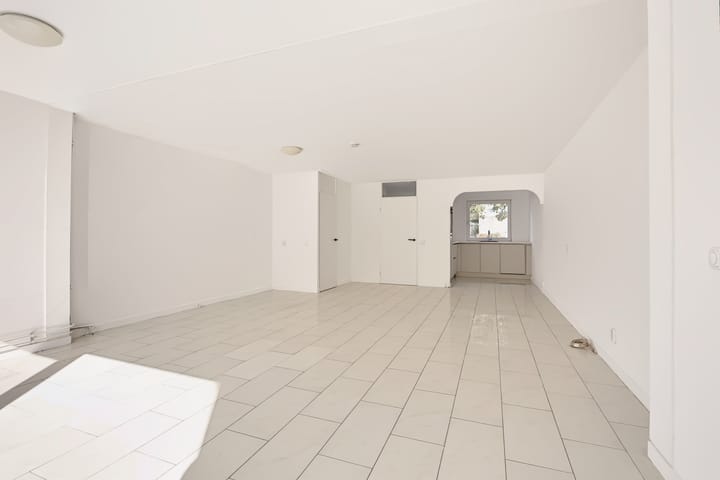 Tussenwoning te koop: J.S. Bachweg 20, Almere