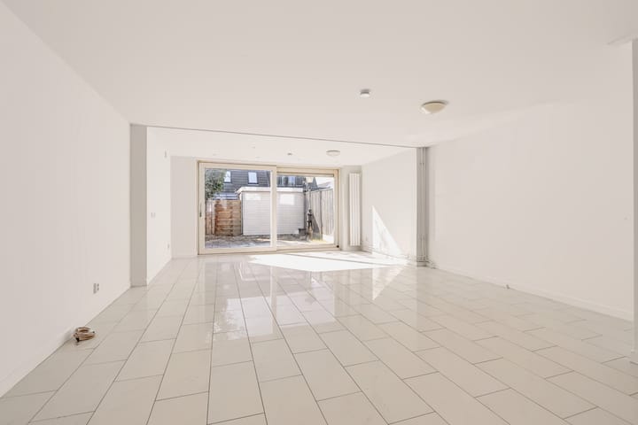 Tussenwoning te koop: J.S. Bachweg 20, Almere