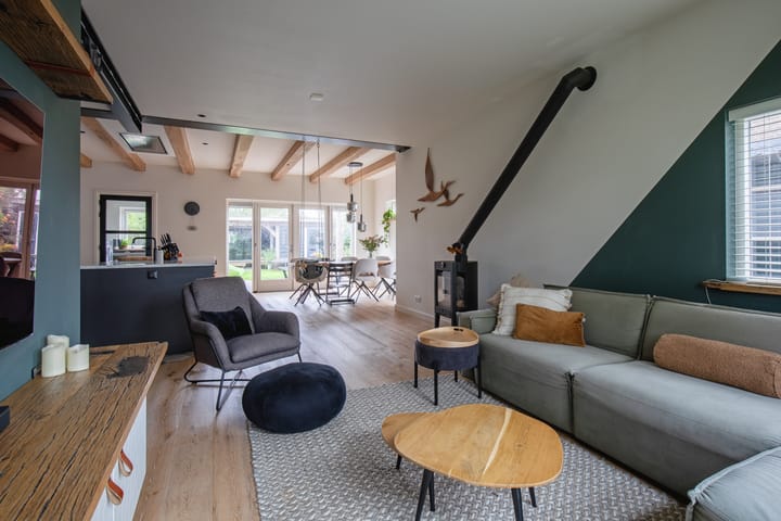 Twee-onder-één-kap te koop: De Dageraad 12, Den Hoorn (Nh)