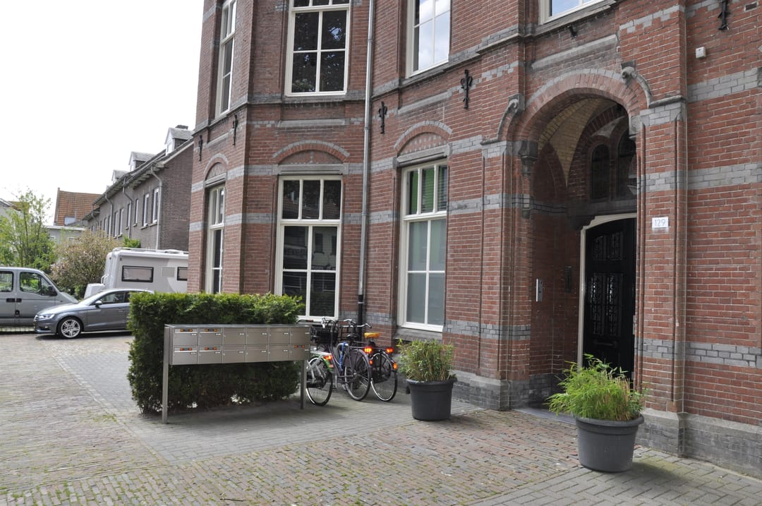 Foto 16 van Koestraat 129-08