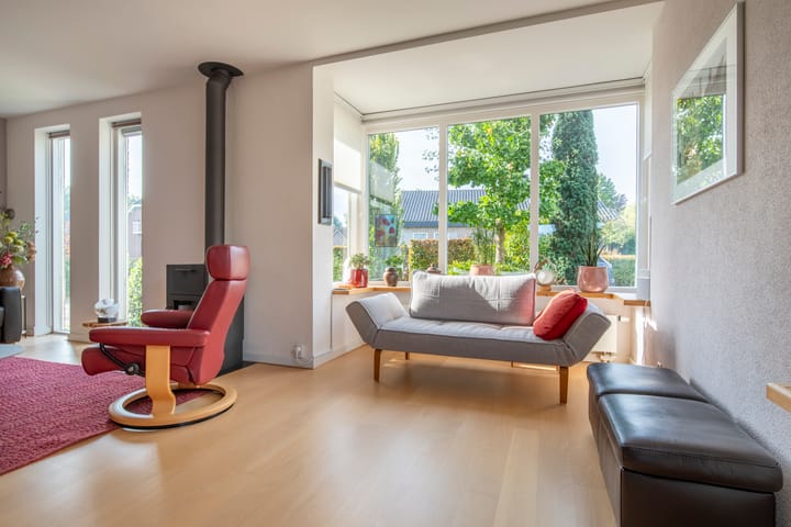 Twee-onder-één-kap te koop: Dijkstraat 104A, Veenendaal
