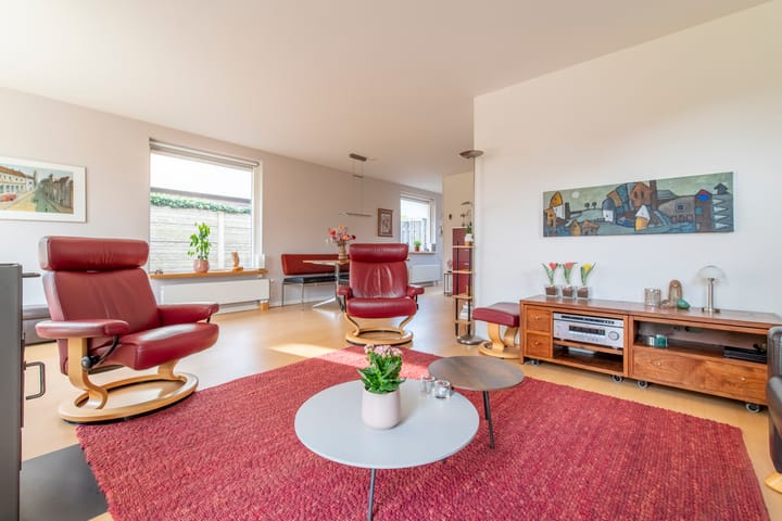 Twee-onder-één-kap te koop: Dijkstraat 104A, Veenendaal