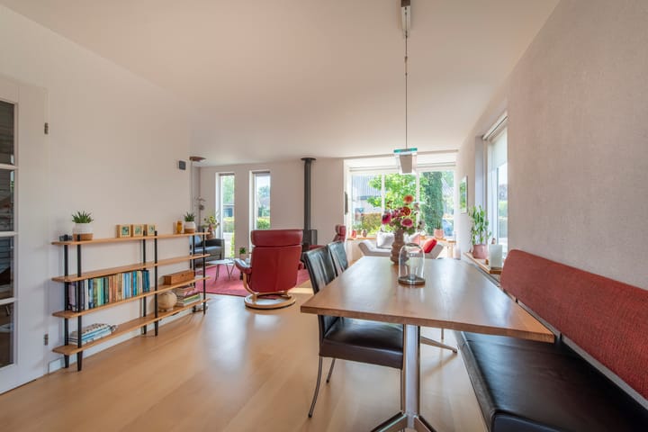 Twee-onder-één-kap te koop: Dijkstraat 104A, Veenendaal
