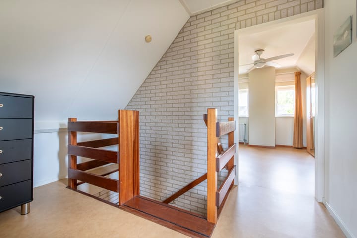 Twee-onder-één-kap te koop: Dijkstraat 104A, Veenendaal