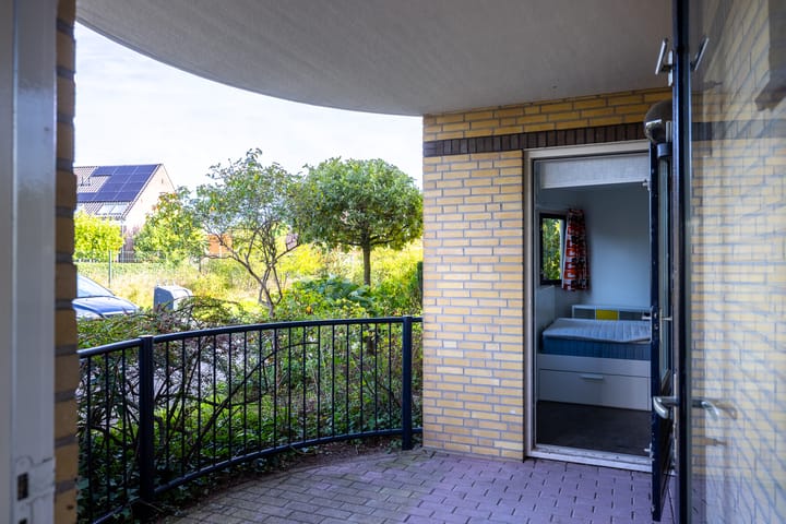 Appartement te koop: Charley Tooropstraat 38, Doetinchem