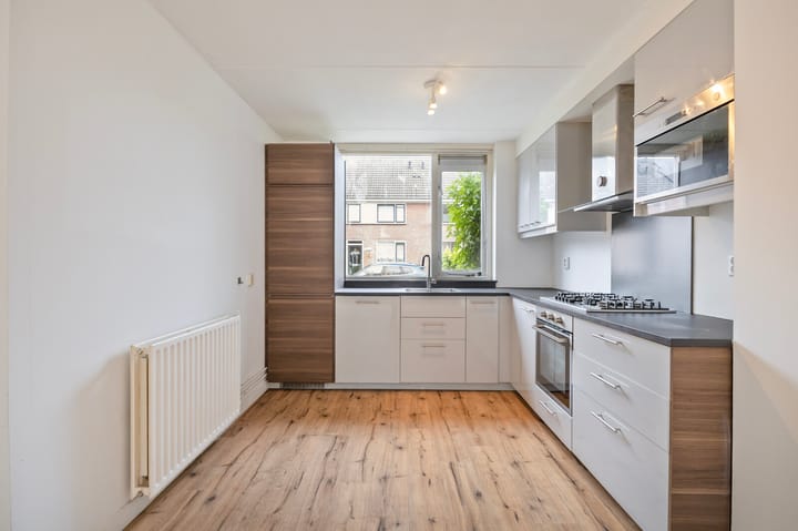 Tussenwoning te koop: Doorzwin 5313, Julianadorp