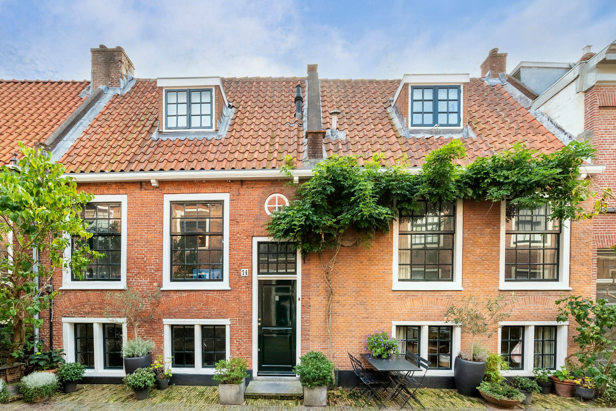 Kerkstraat 14