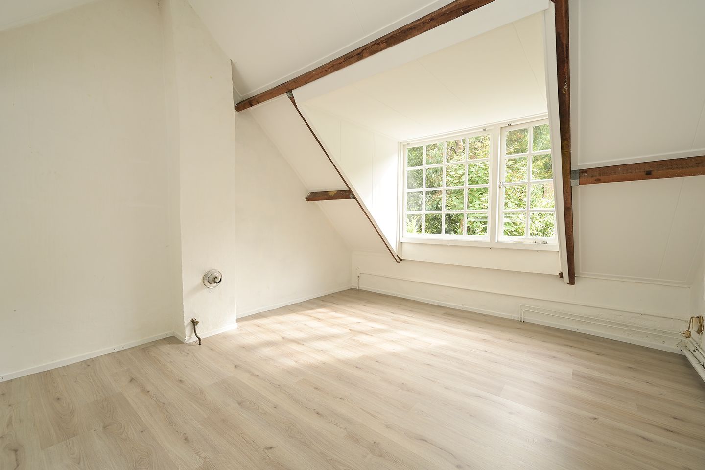 Photo 19 of Javastraat 133