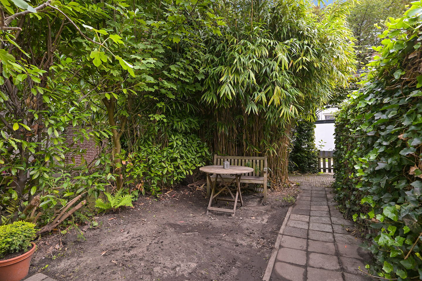 Photo 10 of Javastraat 133