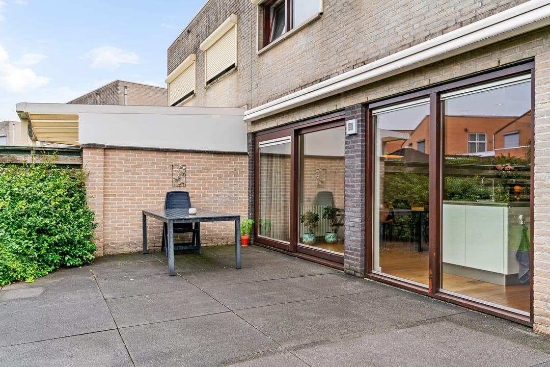 Photo 31 of Sint Rochusstraat 19