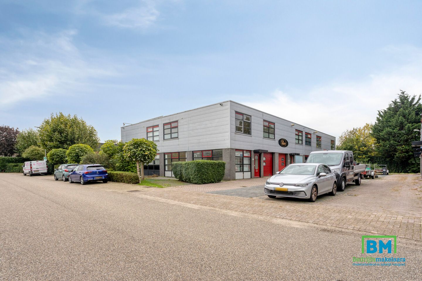 Bekijk foto 1 van Satellietbaan 31-A1