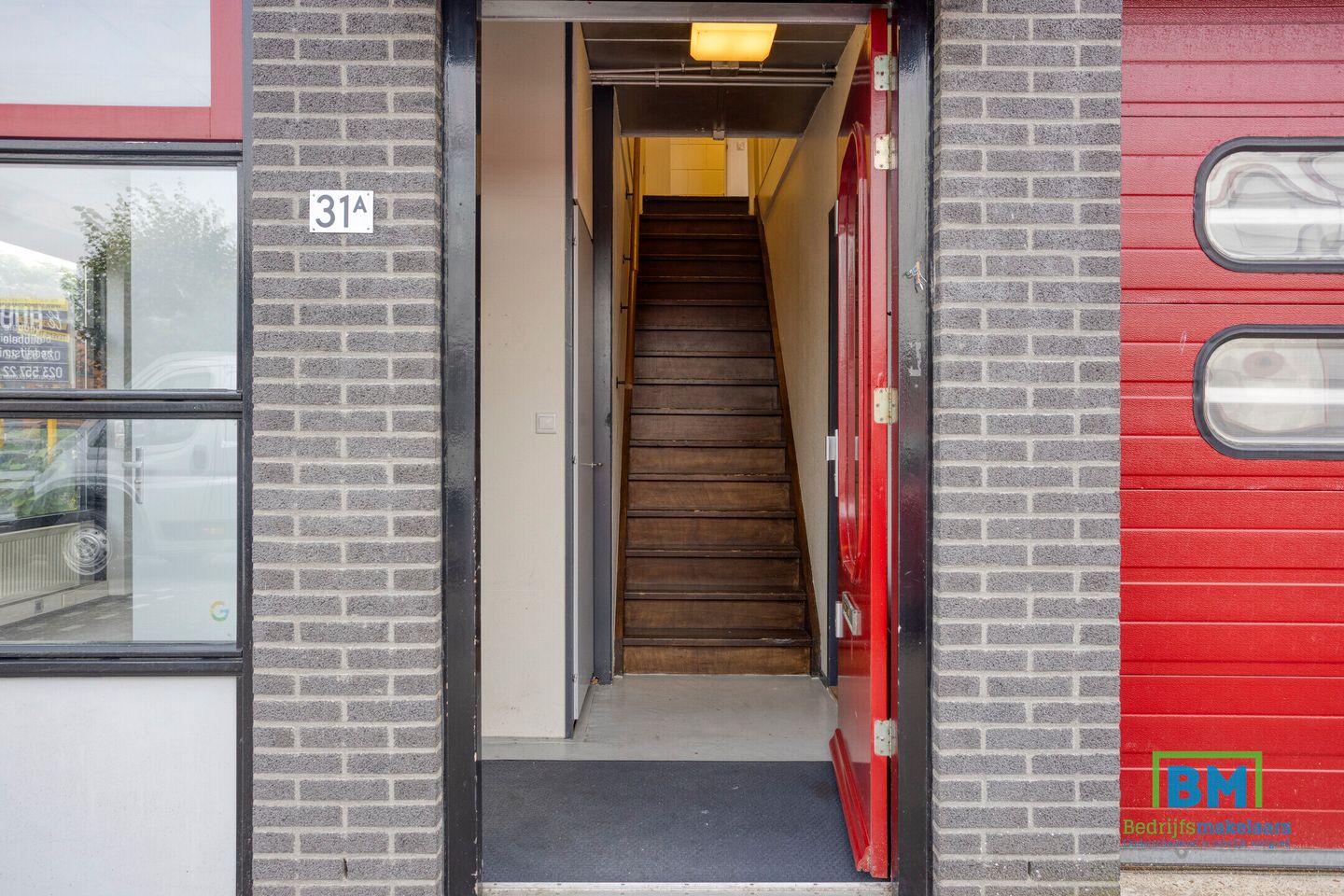 Bekijk foto 3 van Satellietbaan 31-A1