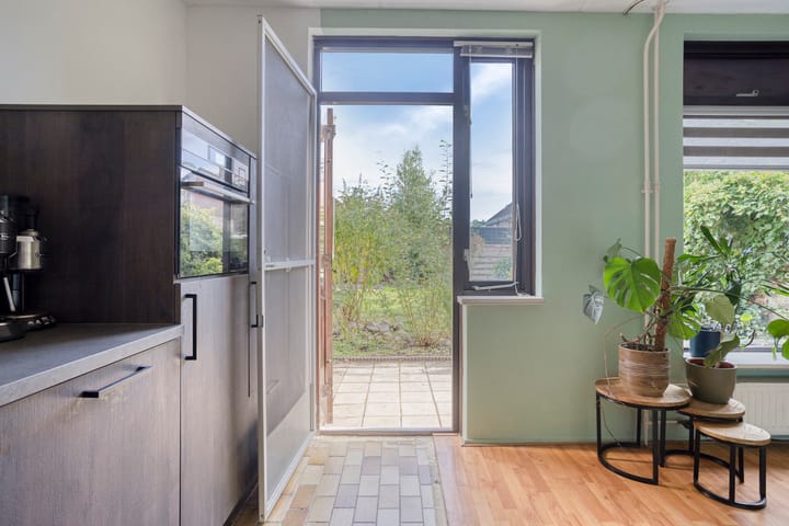Tussenwoning te koop: Frieslandlaan 15, Veendam