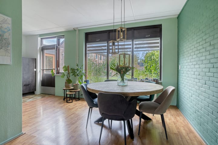 Tussenwoning te koop: Frieslandlaan 15, Veendam