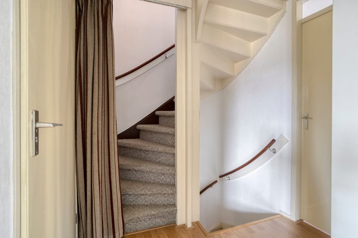 Tussenwoning te koop: Frieslandlaan 15, Veendam