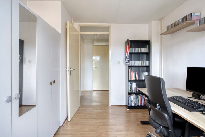 Tussenwoning te koop: Frieslandlaan 15, Veendam