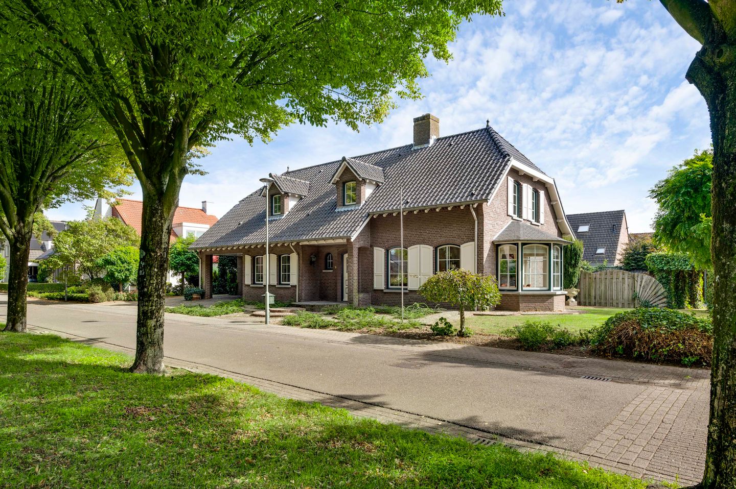 Photo 44 of De Salm 2