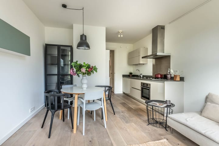 Studio te koop: Oudezijds Voorburgwal 248-2, Amsterdam