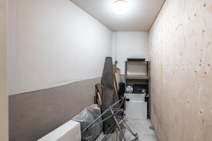 Studio te koop: Oudezijds Voorburgwal 248-2, Amsterdam