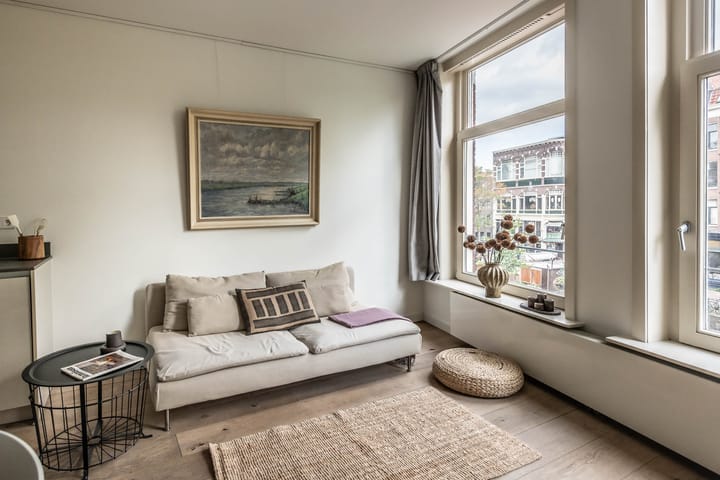 Studio te koop: Oudezijds Voorburgwal 248-2, Amsterdam