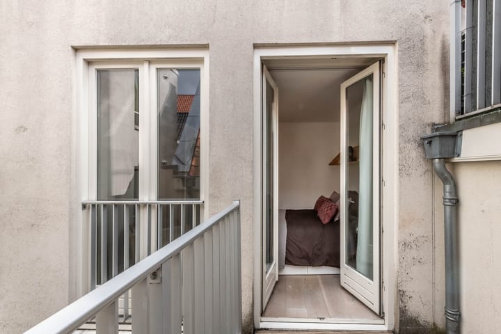 Studio te koop: Oudezijds Voorburgwal 248-2, Amsterdam