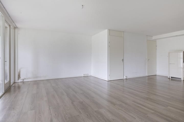 Appartement te koop: Abdijtuinen 247, Veldhoven